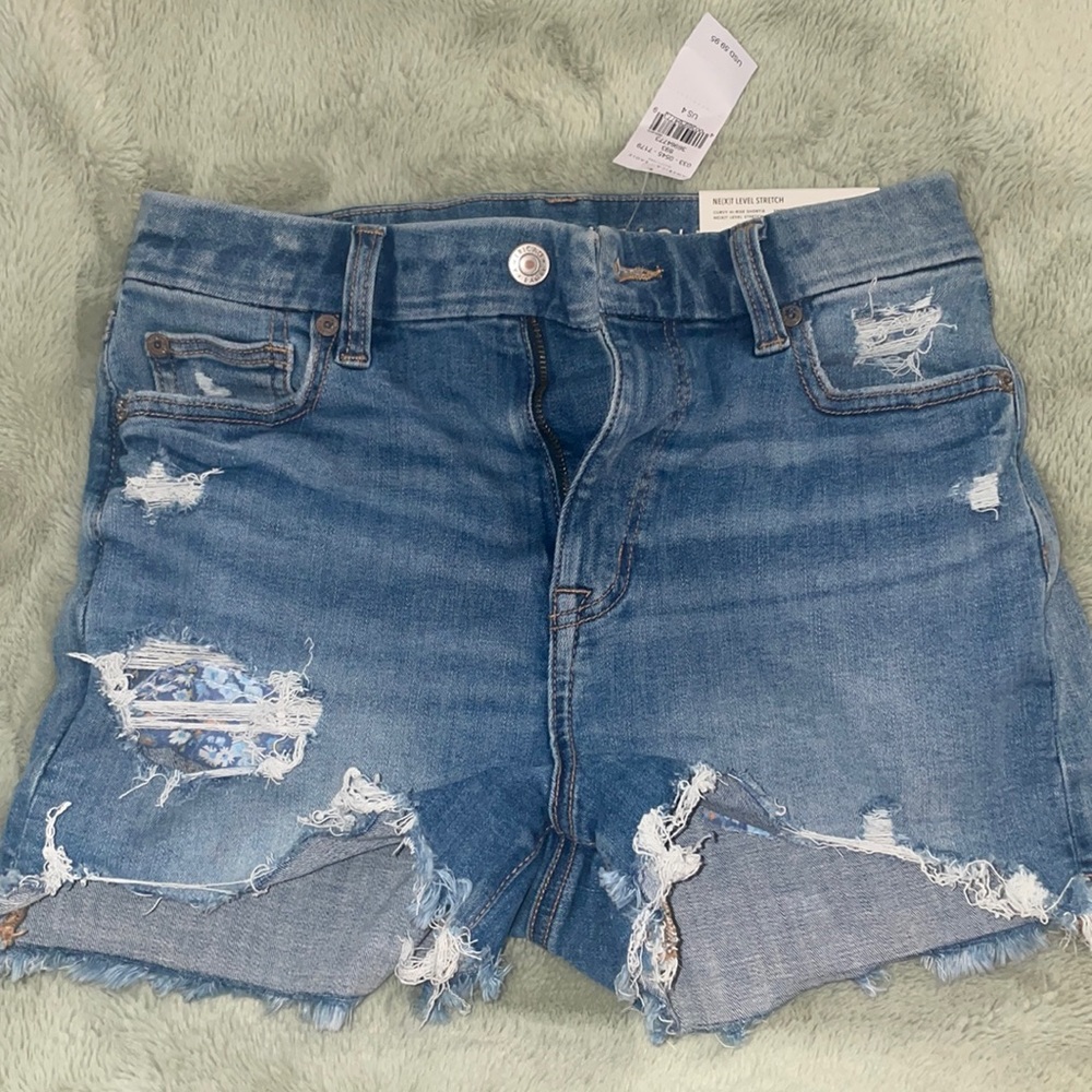 American Eagle Hi-Rise Curvy Shorts